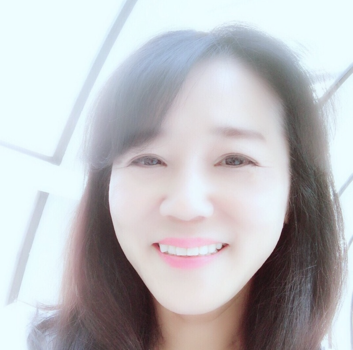 山田里絵子